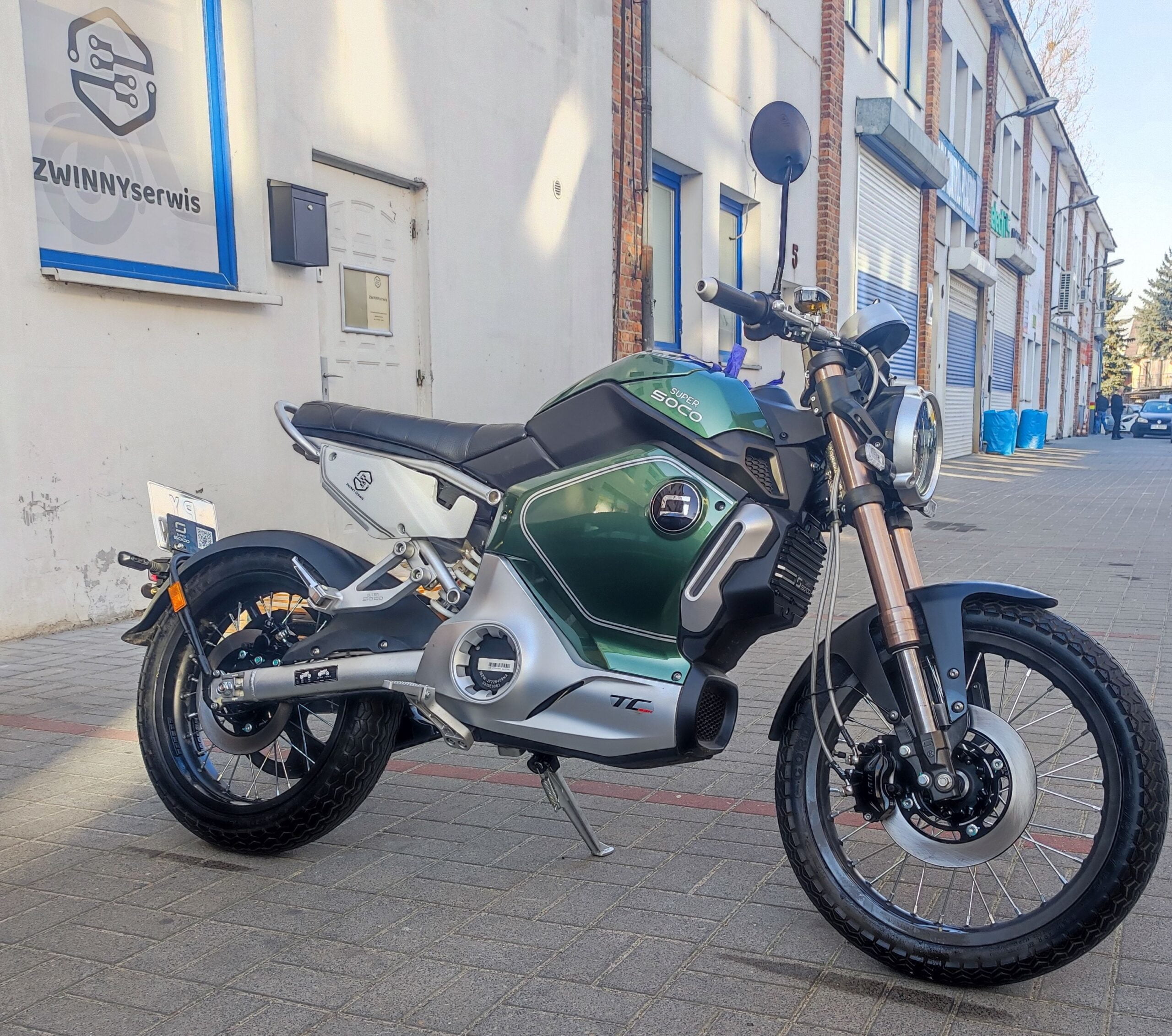 Super Soco TC Max zmiana koloru owiewek