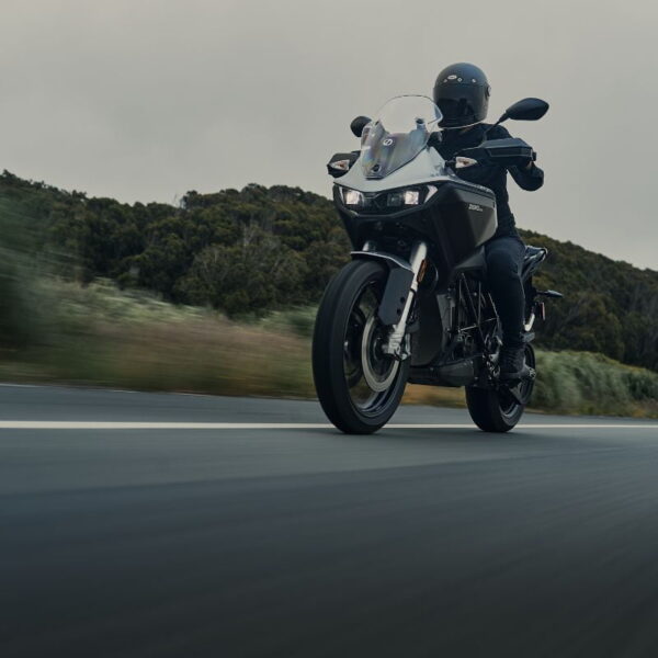 Zero Motorcycles DSR - motocykl elektryczny 13 dsr5