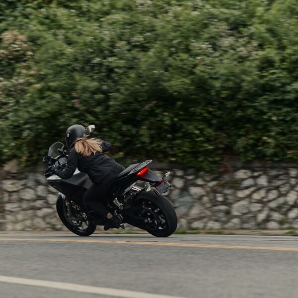 Zero Motorcycles DSR - motocykl elektryczny 17 dsr9